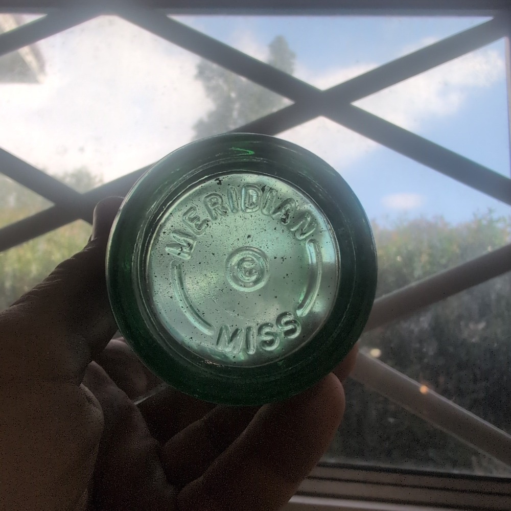 Vintage Coca-Cola Meridian Miss 1958 Hobbleskirt Green Glass Coke Bottle 6oz - Picture 2 of 3
